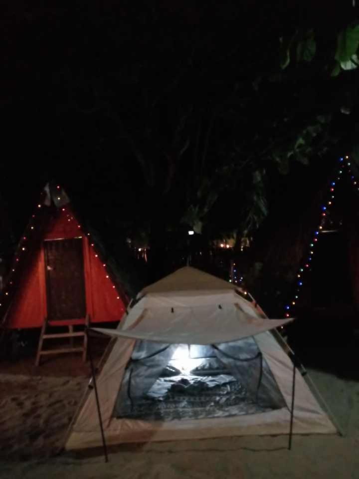 Shalom Camp 호텔 엘니도 외부 사진